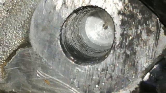 Golf IV восстановление резьбы крепления правой подушки кронштейна смотреть онлайн