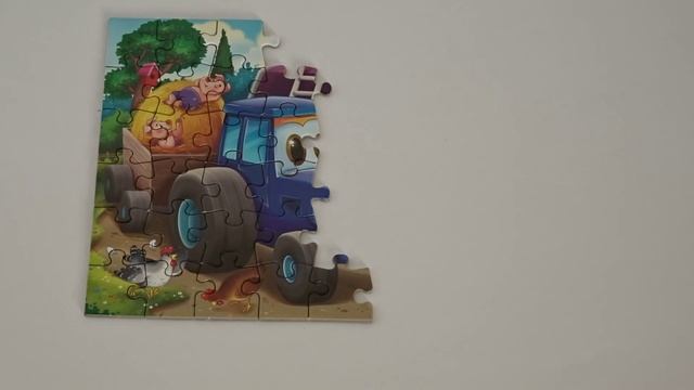 Собираем пазл для детей про веселый синий трактор и его друзей