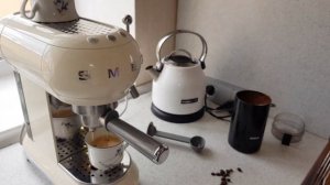 Кофемашина SMEG