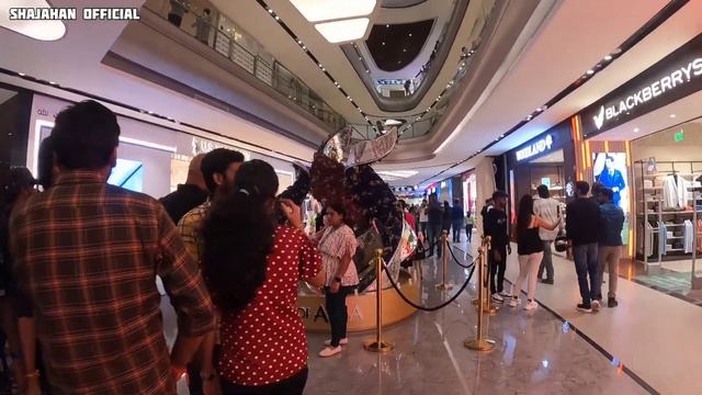 Phoenix mall of Asia||Mall of Asia Bangalore||50%Shop Close Time waste. смотреть онлайн