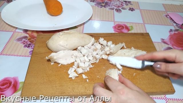 Такое вкусное ОЛИВЬЕ вы еще не пробовали! Салат Отличается от Всех других рецептов! смотреть онлайн