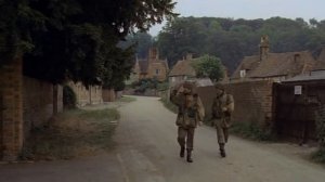 Орёл приземлился.