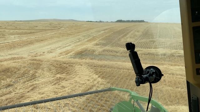 Lightning Strikes!!!! Montana Wheat Harvest 2021 смотреть онлайн