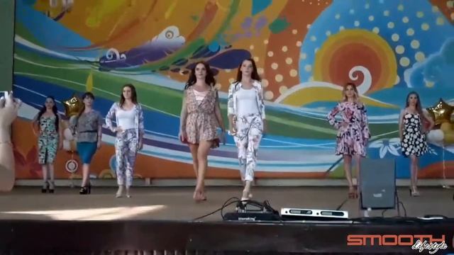 SmoothGirl. Показ модной одежды от Лилии Барбарис. смотреть онлайн