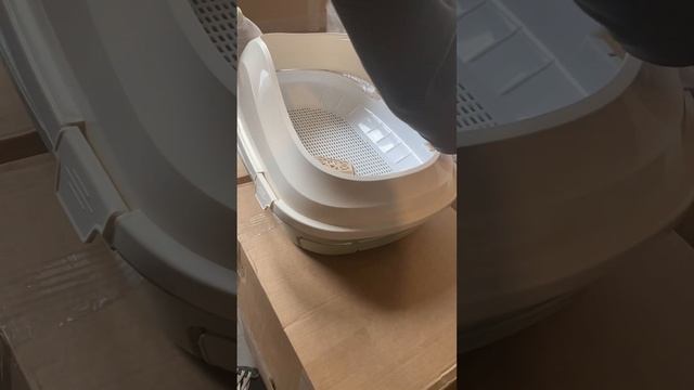 Большой лоток с высоким бортом для кошек и собак смотреть онлайн