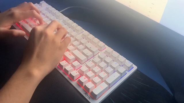 Stock Royal Kludge RK98 RK Red Switch Sound Test смотреть онлайн