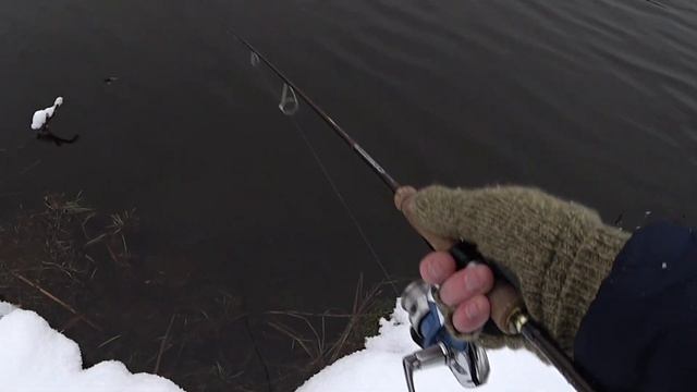 Ловля Крупного Окуня на Спиннинг Зимой! Зимняя рыбалка 2020-2021 смотреть онлайн