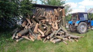 Разгрузка дров, Трактор (tractor/拖拉機) 8 кубов. ДУБОВЫЕ ДРОВА.