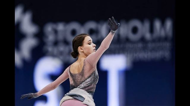 Три первые места достались отечественным спортсменкам по фигурному катанию смотреть онлайн