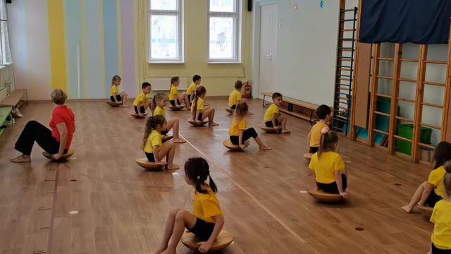 ООД пообразовательной области: «Физическое развитие»для детей 5-6 лет «На помощь Снеговику» смотреть онлайн