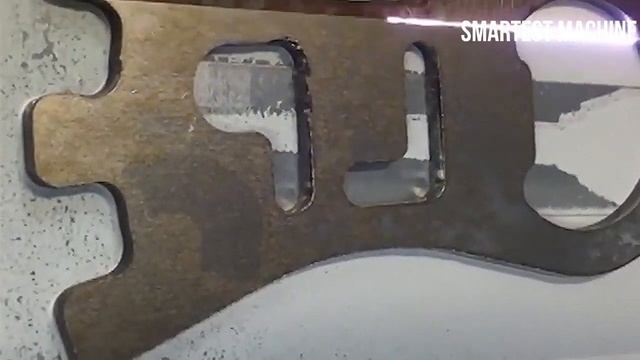 ЛАЗЕР ОЧИЩАЕТ РЖАВЧИНУ, НАГАР И КРАСКУ С МЕТАЛЛИЧЕСКИХ ПОВЕРХНОСТЕЙ. "ПОТРЯСАЮЩЕЕ ИЗОБРЕТЕНИЕ!" смотреть онлайн