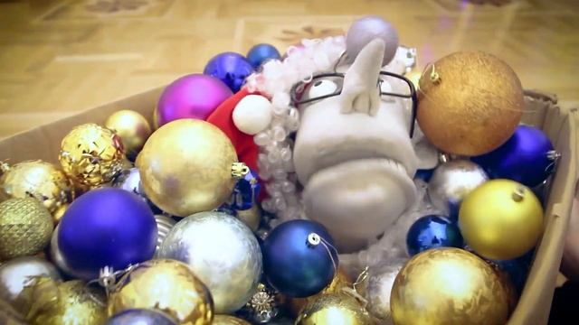 Томас ждёт Новый год. Осталось 14 дней... смотреть онлайн