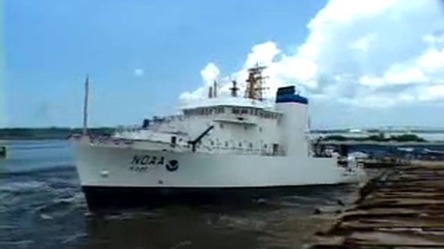 NOAA Ship Henry B. Bigelow launch смотреть онлайн
