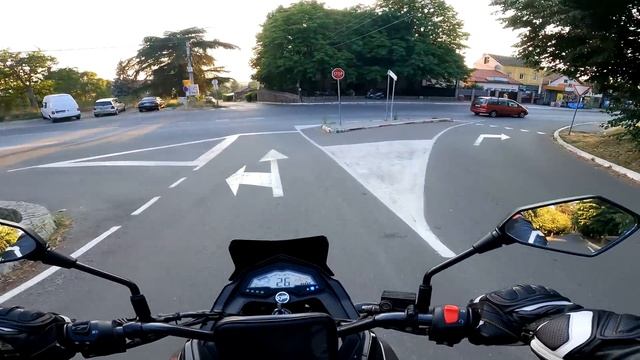 Trosi 2.5L na 100km!!! Sym NHT 125 (2020) - First Ride - Review смотреть онлайн
