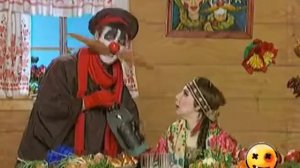 Деревня Дураков  Машина с подарками