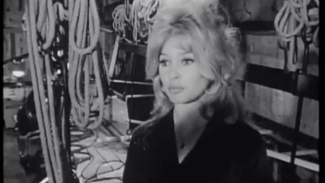 Brigitte Bardot - Interview (56-60)