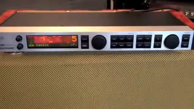 TC ELECTRONIC G-major2 смотреть онлайн