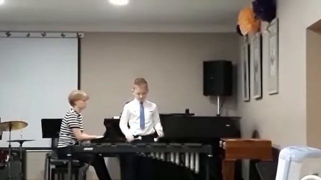 Танец мальньких утят смотреть онлайн