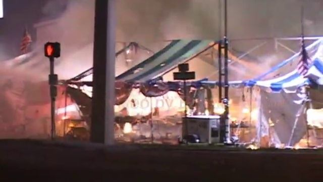 FOURTH OF JULY FIREWORKS TENT EXPLOSION смотреть онлайн