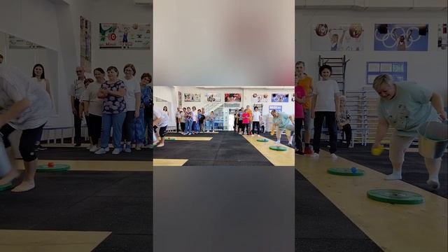 Радость движения-жизни продолжение. Весёлые старты . смотреть онлайн