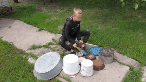 Илья Варфоломеев  - Барабанное Соло на кастрюлях -  Когда нет барабанов -  играем на том что есть