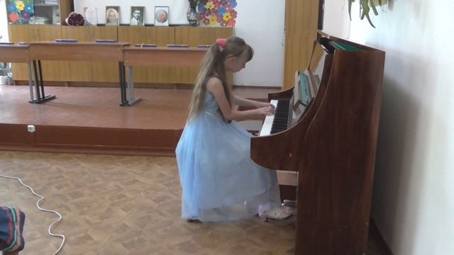 Устьянцева Марианна 4 класс - "Облака" (Е. Дэвис) смотреть онлайн