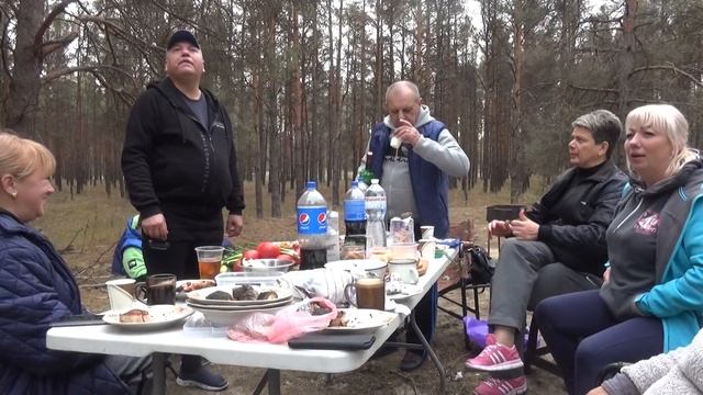 Дружная компания и море положительных эмоций. смотреть онлайн