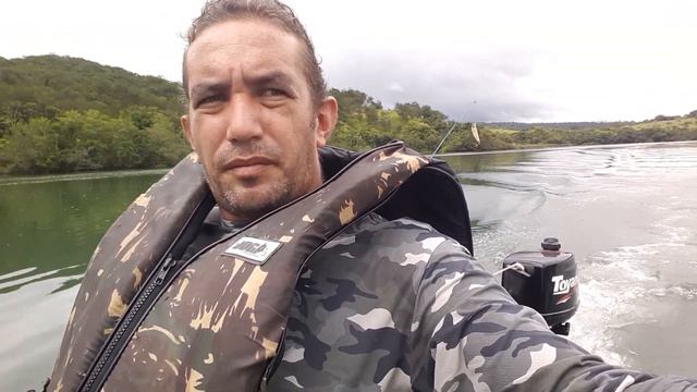 Estreia Motor Toyama 2.6 Hp Caiaque Combat