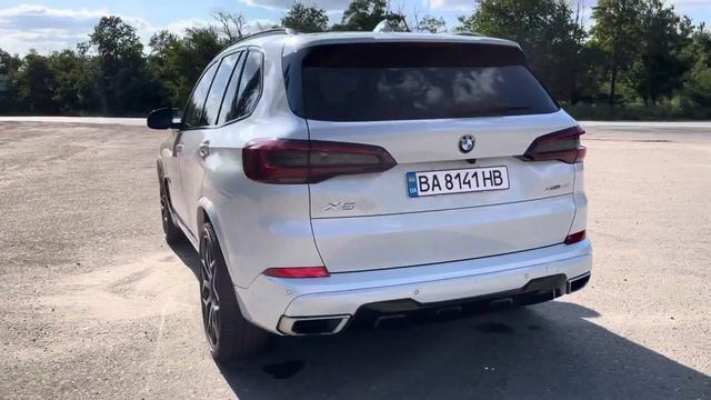 BMW g05 x line r22 wheels