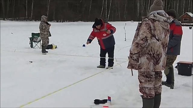 Форель ловится и на ратлины, и на блесны, ну и конечно на пасту. Клёвое место, Лосиный остров. смотреть онлайн
