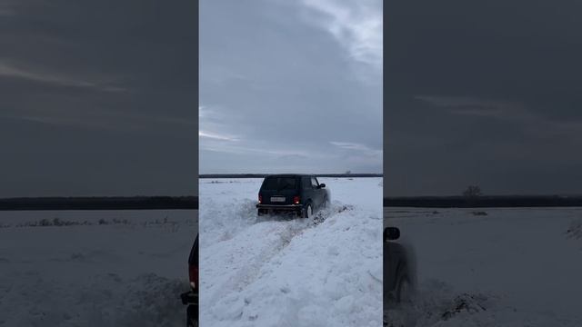 Лада Нива зимой на бездорожье смотреть онлайн