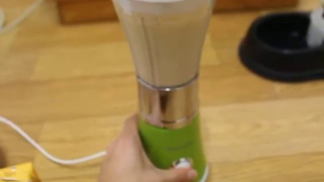 솔로믹서기,미니믹서기,산떼,천도복숭아 바바나 먹는중 смотреть онлайн