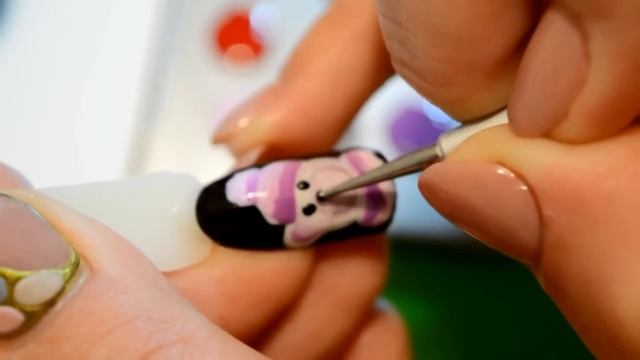 РИСУЕМ МИШКУ 2?НОВОГОДНИЙ ДИЗАЙН?NAIL ART.MERRY CHRISTMAS NAILS смотреть онлайн