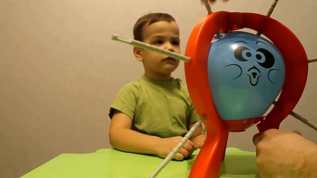 Бум бум баллун игра распаковка лопают шарик колючками игрушка balloon and installation game toy смотреть онлайн