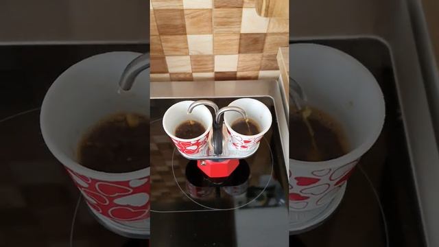 Bialetti Mini Express смотреть онлайн