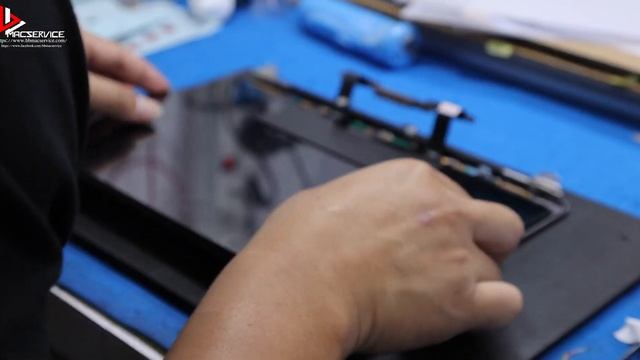 Macbook Pro 13"2019 A1989 เปลี่ยนจอ จอแตก จอร้าว จอเป็นเส้น สีเพี้ยน смотреть онлайн