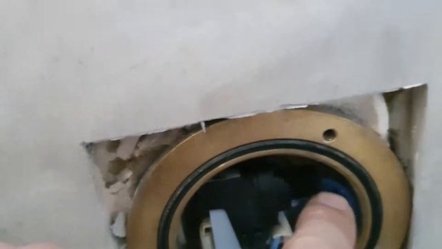 Противоток в бассейне не работает пневмокнопка. sarbas смотреть онлайн