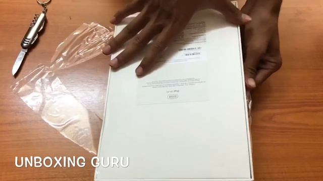 APPLE IPAD 2017 GOLD UNBOXING смотреть онлайн