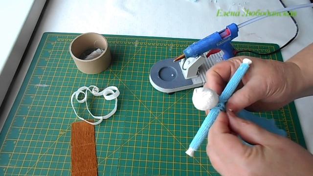 Снегурочка из гофрированной бумаги смотреть онлайн