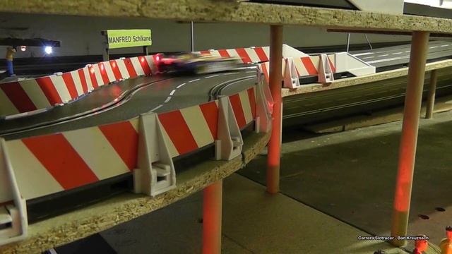 Carrera Bahn Underground SpeedRace / McLaren M20 vs. Porsche 917/30 - One Battle - Evolution 1:32 смотреть онлайн
