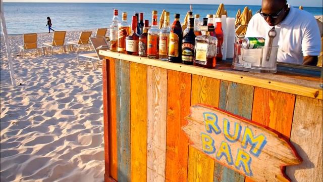 Какие профессии востребованы летом на Черном море / Где искать сезонную работу смотреть онлайн