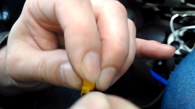 Замена ламп подсветки кнопок управления на Логане