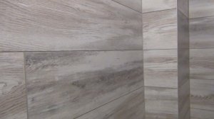 Ламинат на стены санузла(вместо плитки).