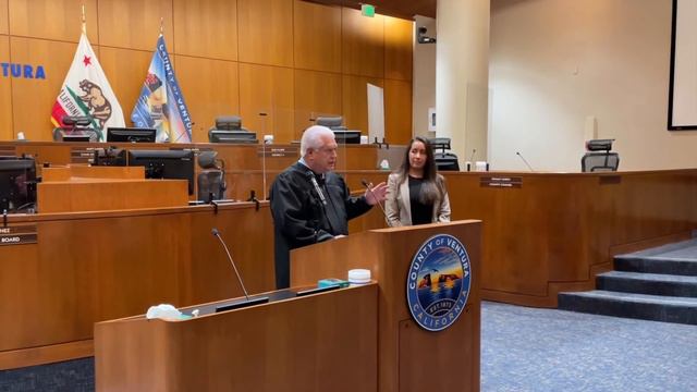 Ventura County District 5 Supervisor Vianey Lopez Takes Oath of Office смотреть онлайн