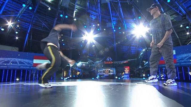 B-Boy Lil Zoo's BEST moments | 10 YEARS of Red Bull BC One All Stars смотреть онлайн