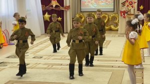 Танец под песню «Катюша»