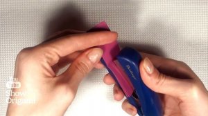 Как легко сделать цветок с помощью степлера и ножниц