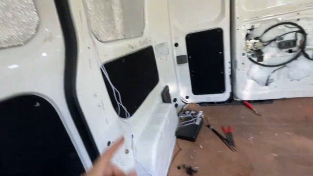 Nissan NV200 Camper Van Conversion PART 1 Insulation And Floor смотреть онлайн