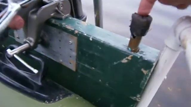 Sevylor Fish Hunter HF 250 and Cruise n Carry Motor review смотреть онлайн