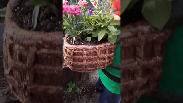 Садовая фигурка Гном своими руками из цемента смотреть онлайн